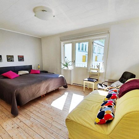 Noesundsgarden Hotell & Vandrarhem Экстерьер фото