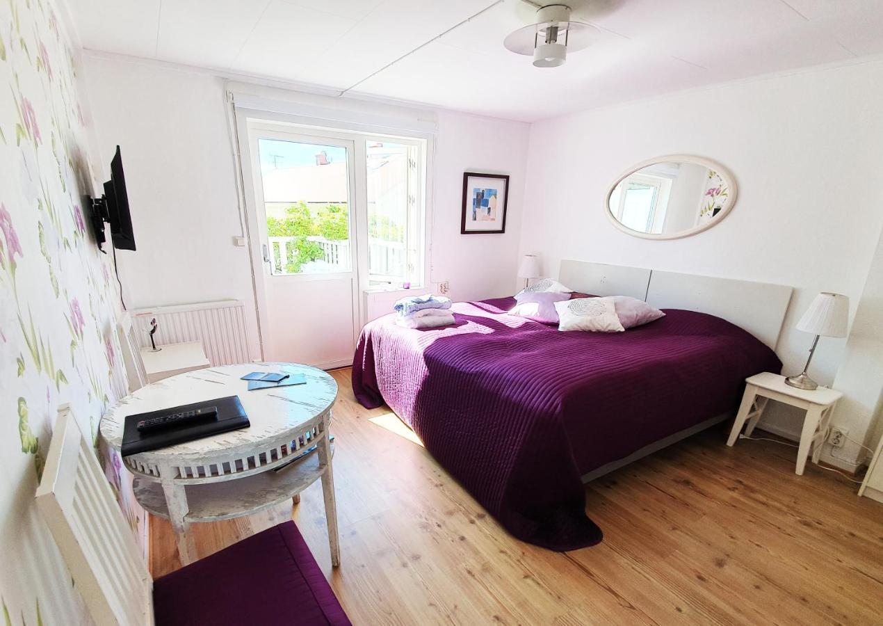 Noesundsgarden Hotell & Vandrarhem Экстерьер фото